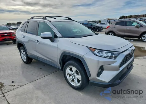 2021 Toyota Rav4 Xle из США, поврежденный, VIN 2T3W1RFV8MC107833